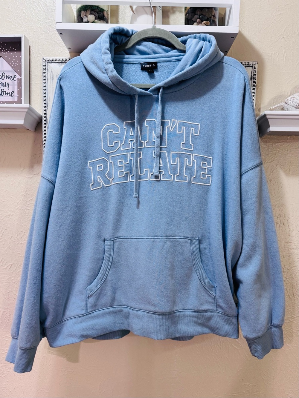 Torrid Women's Light Blue 'Can't Relate' Hoodie Sweatshirt Sz 2 (18/20)